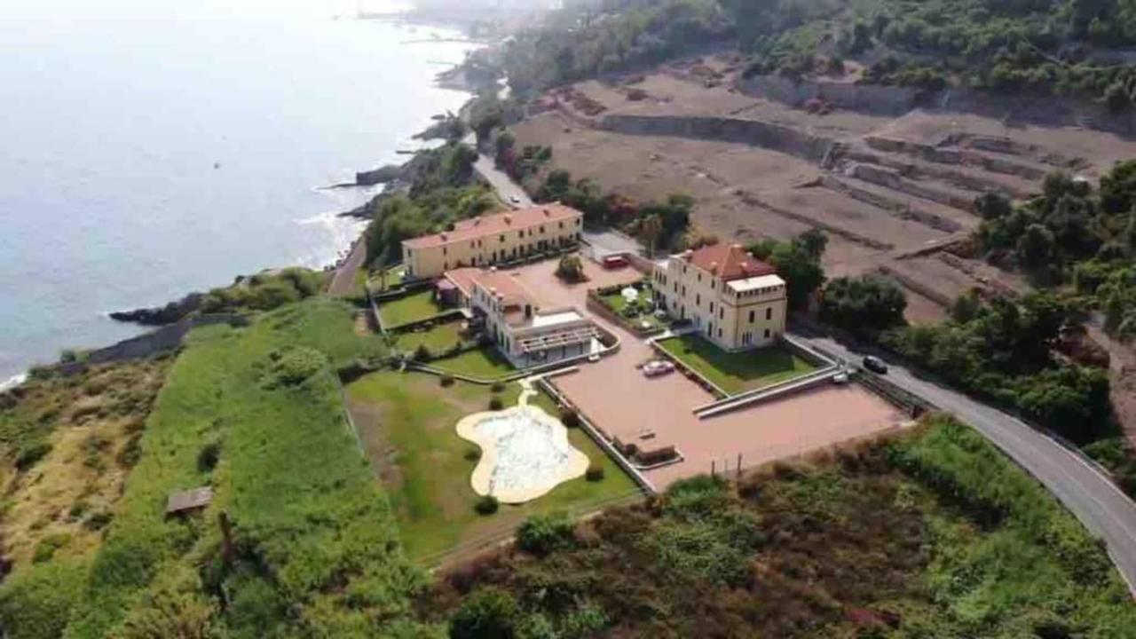 Incanto Sul Mare Con Enorme Terrazza E Piscina Cervo Exterior foto